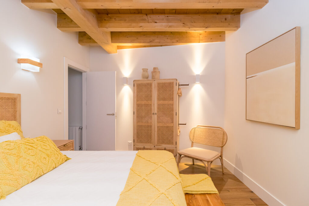 Apartamentos La Botica habitación primero izquierda